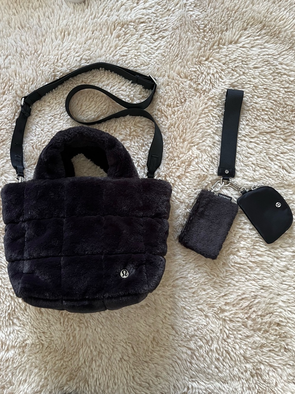Lululemon Quilted Grid Tote Mini Plush Fleece 5L